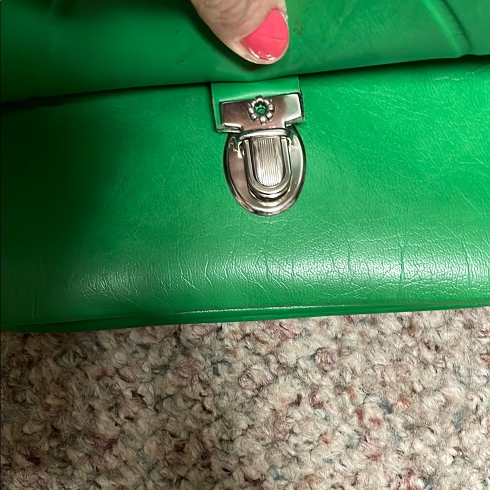 Vintage 60s Green Leather Shoulder Bag - Picture 3 of 12